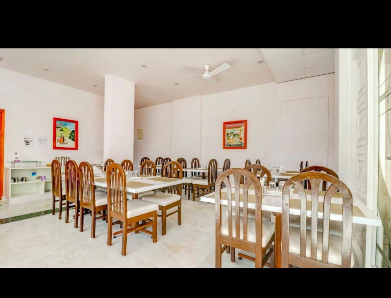 Hotel Sri Sathya Sai Bengaluru Kültér fotó